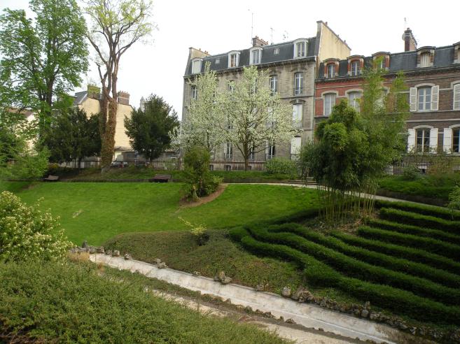  parc et immeubles de la rue Argence